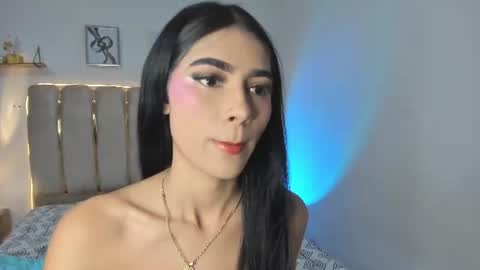 Snapshot of bellaastorm chatting on 06-19-26, 02:38 bellaastorm online show from 06-19-26, 02:38