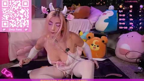 Snapshot of bellabearts chatting on 11-03-25, 10:32 Bellalunabear trans JadePlant Cis online show from 11-03-25, 10:32