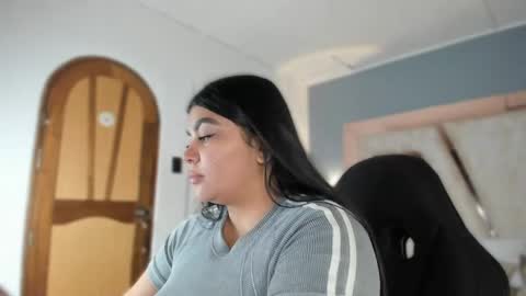 Snapshot of bellaboobs_ chatting on 03-13-26, 08:04 bellaboobs_ online show from 03-13-26, 08:04