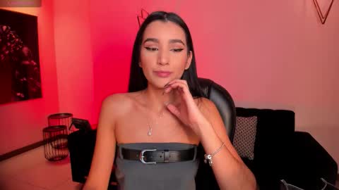  Bella C  online show from 11-11-25, 11:21