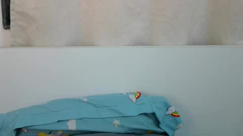 Snapshot of bellacrystall chatting on 03-12-26, 06:52 bellacrystall online show from 03-12-26, 06:52