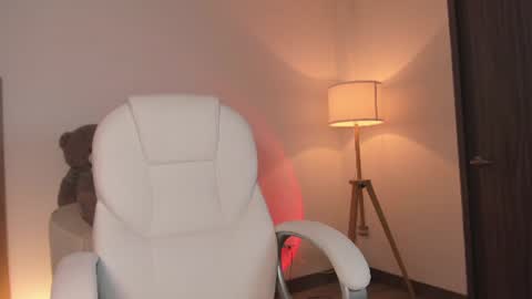 Bella Mia online show from 06-21-26, 12:57