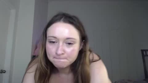 Snapshot of bellamonroee chatting on 01-03-25, 08:21 Bella Monroe online show from 01-03-25, 08:21