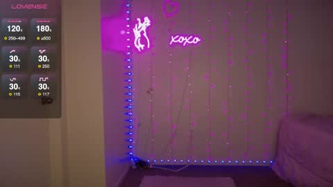 Snapshot of bellamonroee chatting on 06-07-26, 04:16 Bella Monroe online show from 06-07-26, 04:16