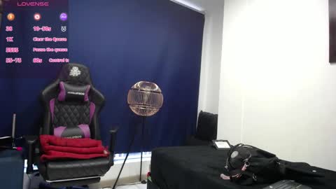 Snapshot of bellaodisea chatting on 01-18-25, 01:08 online show from 01-18-25, 01:08