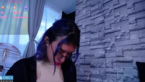 Snapshot of bellaodisea chatting on 02-18-25, 07:30 online show from 02-18-25, 07:30