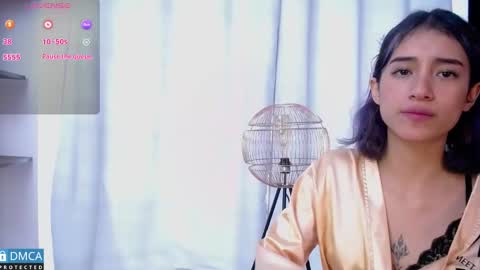 Snapshot of bellaodisea chatting on 03-08-25, 07:42 online show from 03-08-25, 07:42