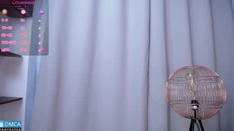 Snapshot of bellaodisea chatting on 03-08-25, 10:45 online show from 03-08-25, 10:45