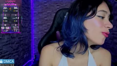 Snapshot of bellaodisea chatting on 09-26-25, 10:14 online show from 09-26-25, 10:14