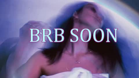bellaparker_ online show from 04-30-26, 09:15