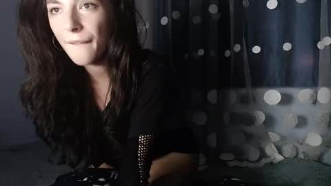 Snapshot of bellaqueen0701 chatting on 02-04-25, 08:59 bellaqueen0701 online show from 02-04-25, 08:59