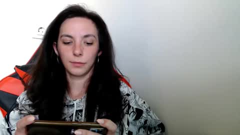 Snapshot of bellaqueen0701 chatting on 03-04-25, 10:13 bellaqueen0701 online show from 03-04-25, 10:13