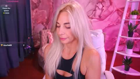 Bella online show from 11-12-25, 10:30