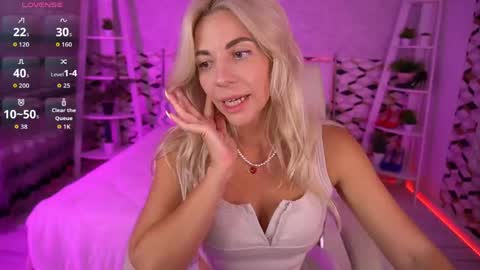Bella online show from 05-29-26, 11:52