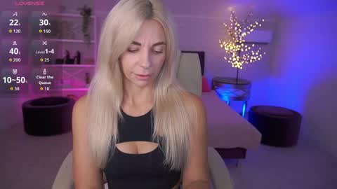 Bella online show from 06-03-26, 02:33
