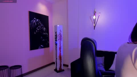 Snapshot of bellarosex1 chatting on 12-18-24, 03:37 Bella Rose online show from 12-18-24, 03:37