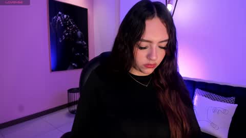 Snapshot of bellarosex1 chatting on 01-23-25, 03:16 Bella Rose online show from 01-23-25, 03:16