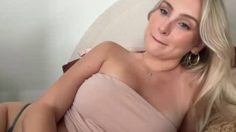 Isabella Ryder online show from 07-30-26, 10:20