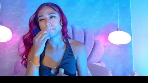 BellaSanderrs online show from 07-18-26, 11:03