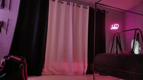 Snapshot of bellaskeykeeper chatting on 02-24-26, 08:12 Bellaskeykeeper online show from 02-24-26, 08:12