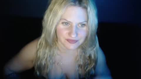 Snapshot of bellastar84 chatting on 02-08-25, 11:55 Starr40 online show from 02-08-25, 11:55
