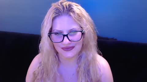 Snapshot of bellastar84 chatting on 02-10-25, 04:47 Starr40 online show from 02-10-25, 04:47