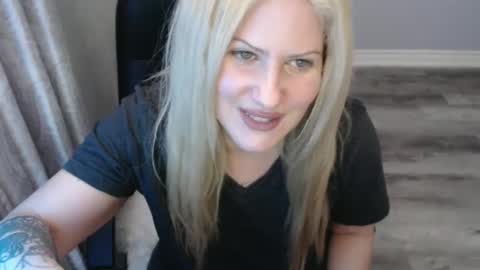 Snapshot of bellastar84 chatting on 03-04-25, 06:50 Starr40 online show from 03-04-25, 06:50