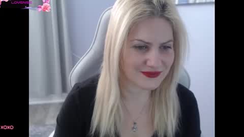 Snapshot of bellastar84 chatting on 10-02-25, 12:45 Starr40 online show from 10-02-25, 12:45