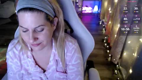 Snapshot of bellastar84 chatting on 03-03-26, 11:27 Starr40 online show from 03-03-26, 11:27