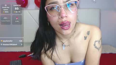 Snapshot of bellastonee1 chatting on 12-12-24, 05:31 bellastonee1 online show from 12-12-24, 05:31