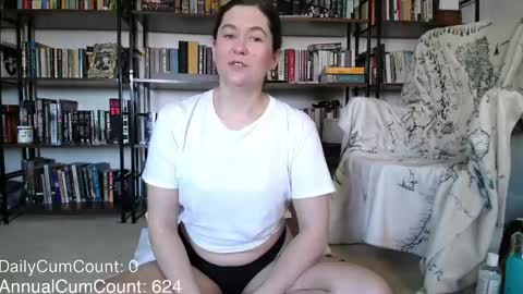 Snapshot of bellastrange69 chatting on 05-04-26, 05:31 BellaStrange69 online show from 05-04-26, 05:31