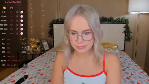 Bella online show from 12-28-24, 12:47