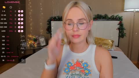 Bella online show from 01-19-25, 04:01