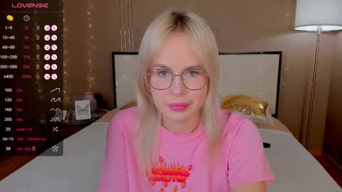 Bella online show from 02-21-25, 12:49