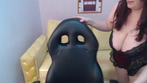 Snapshot of bellatrix_ch chatting on 09-25-25, 04:43 Bella online show from 09-25-25, 04:43
