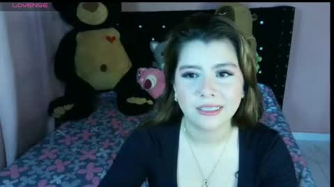 Snapshot of bellatrix_colen chatting on 06-12-26, 07:35 Aleja online show from 06-12-26, 07:35