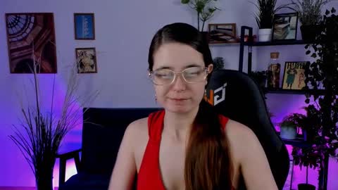 Snapshot of bellatrixllestrange chatting on 01-06-25, 10:58 Bella. Ntmu online show from 01-06-25, 10:58