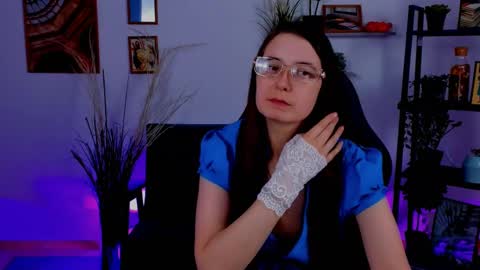 Snapshot of bellatrixllestrange chatting on 01-25-25, 05:51 Bella. Ntmu online show from 01-25-25, 05:51