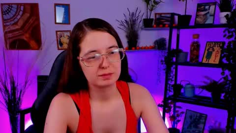 Snapshot of bellatrixllestrange chatting on 03-09-25, 08:10 Bella. Ntmu online show from 03-09-25, 08:10