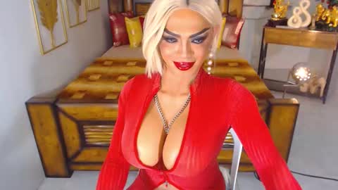 Snapshot of bellatrixxhuckerts chatting on 01-16-25, 09:19 B E L L A T R I X online show from 01-16-25, 09:19