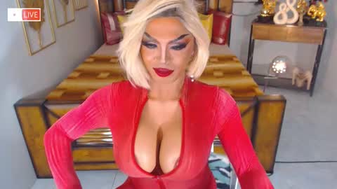 Snapshot of bellatrixxhuckerts chatting on 02-14-25, 09:13 B E L L A T R I X online show from 02-14-25, 09:13