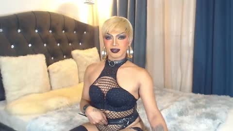 Snapshot of bellatrixxhuckerts chatting on 09-15-25, 08:47 B E L L A T R I X online show from 09-15-25, 08:47