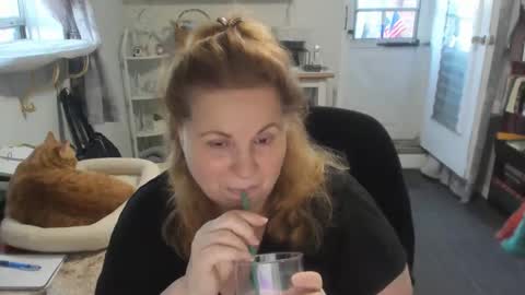 Snapshot of bellavoca chatting on 06-04-26, 10:43 Bellavoca online show from 06-04-26, 10:43