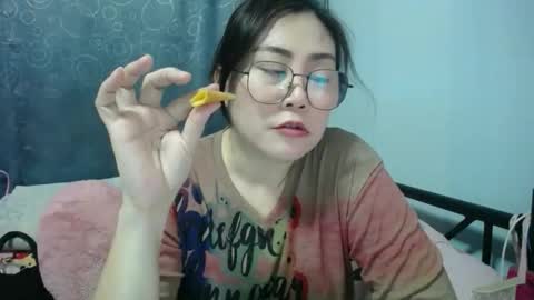 Snapshot of bellbabe chatting on 02-17-26, 12:34 Bella online show from 02-17-26, 12:34