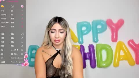 Snapshot of belle_hallle chatting on 12-03-24, 04:06 LucyJelly online show from 12-03-24, 04:06