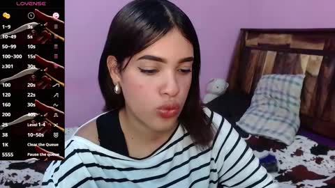 Snapshot of belle_katty000 chatting on 03-12-26, 08:15 SOFIA online show from 03-12-26, 08:15