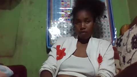 Snapshot of bellemiahxx chatting on 03-12-26, 08:09 bellemiahXx online show from 03-12-26, 08:09