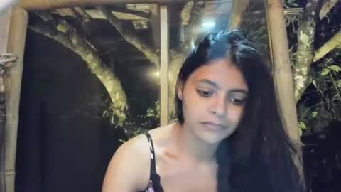 Snapshot of bellezacosmica chatting on 01-09-25, 03:04 bellezacosmica online show from 01-09-25, 03:04