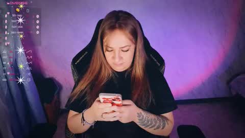 Snapshot of bellezza_ chatting on 10-28-25, 05:48 Your Annabelle Wolf online show from 10-28-25, 05:48