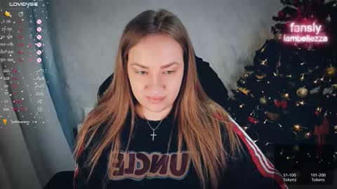 Snapshot of bellezza_ chatting on 12-22-25, 10:29 Your Annabelle Wolf online show from 12-22-25, 10:29